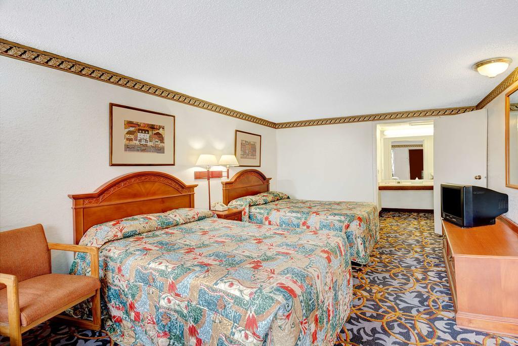 Express Inn Indianapolis Zewnętrze zdjęcie